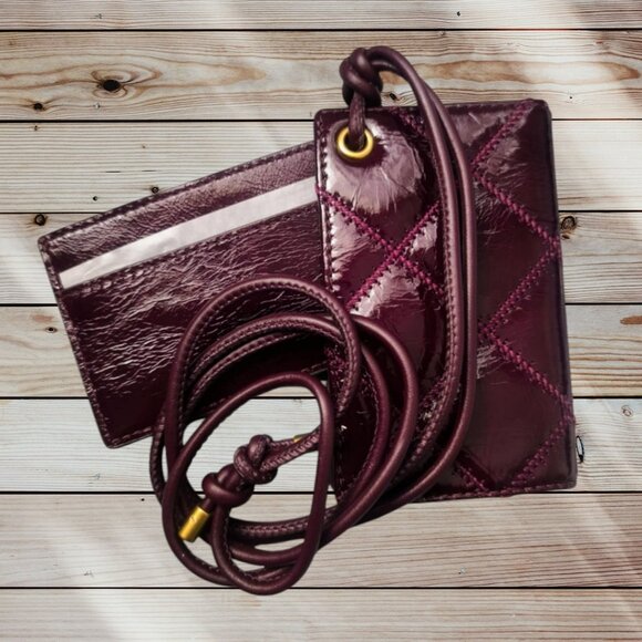 NWT Tory Burch Willa Shine Lanyard Card Holder Burgandy Color Leather Gold Logo - Picture 4 of 4